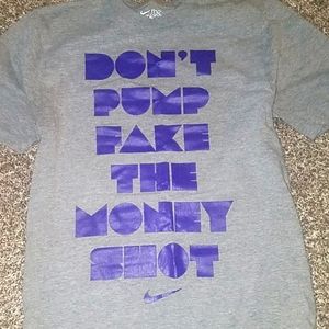 Nike Graphic T-shirt